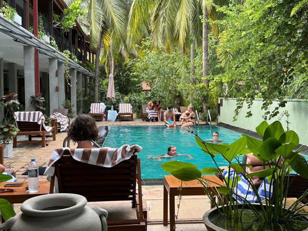 Hotel Heladiv Anuradhapura Dış mekan fotoğraf