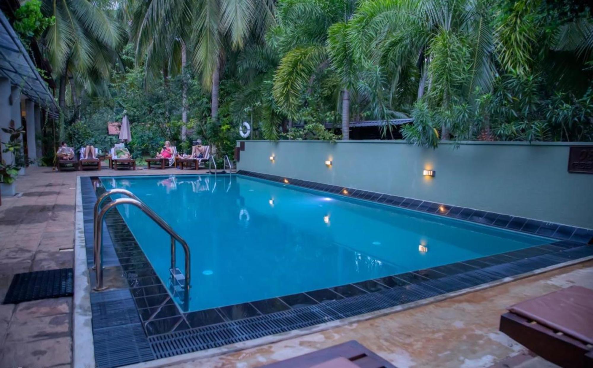 Hotel Heladiv Anuradhapura Dış mekan fotoğraf