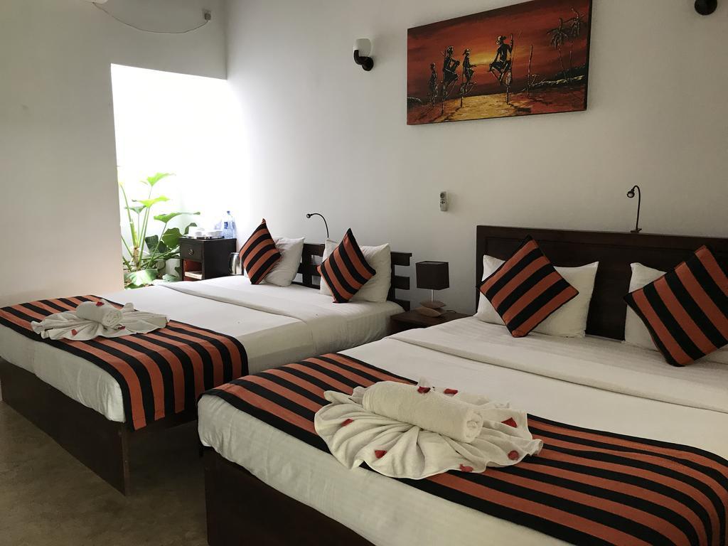 Hotel Heladiv Anuradhapura Dış mekan fotoğraf