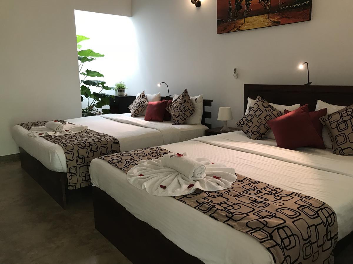 Hotel Heladiv Anuradhapura Dış mekan fotoğraf