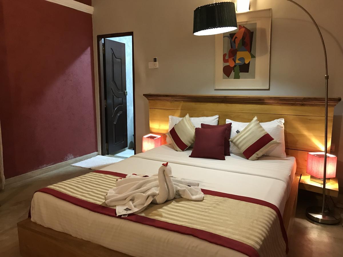 Hotel Heladiv Anuradhapura Dış mekan fotoğraf