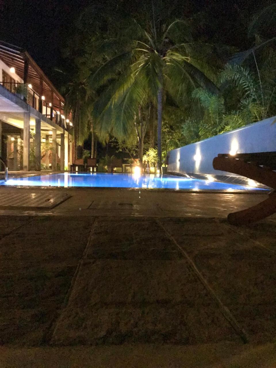 Hotel Heladiv Anuradhapura Dış mekan fotoğraf